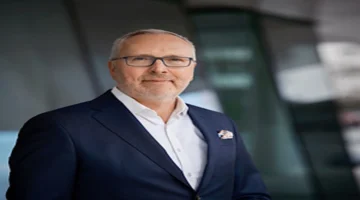 استقرار أسعار الذهب فوق مستوى 5,000 دولار وسط ضبابية الاقتصاد العالمي الراهنة